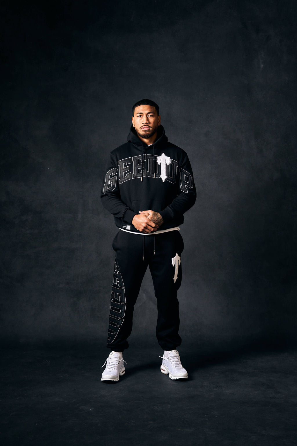 Team Logo x Irongate T Trackpant Black/White